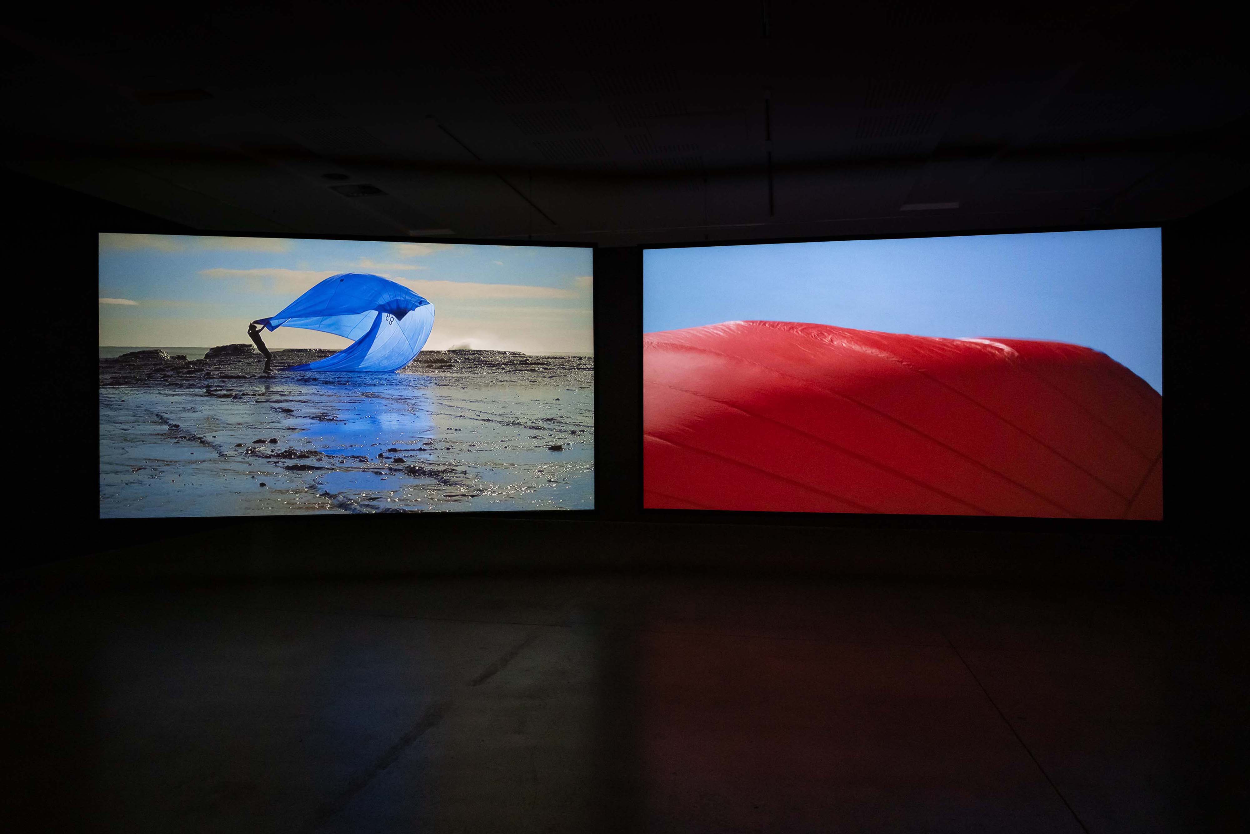 Installation view, ‘Pliable Planes: Expanded Textiles & Fibre Practices’, UNSW Galleries, 2022. Photography: Jacquie Manning.