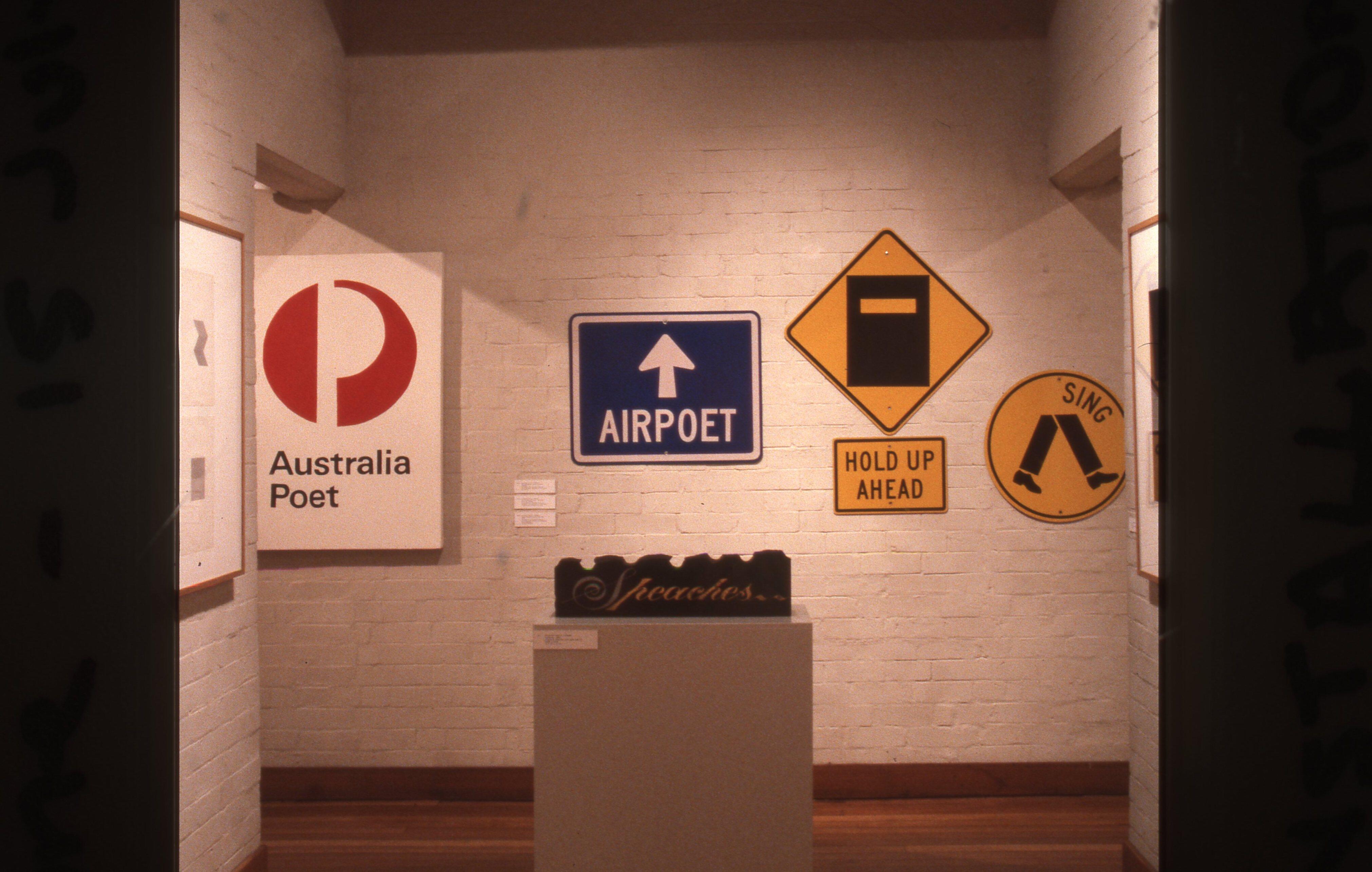 idg_archive_1989_words_on_walls-001_install.jpg