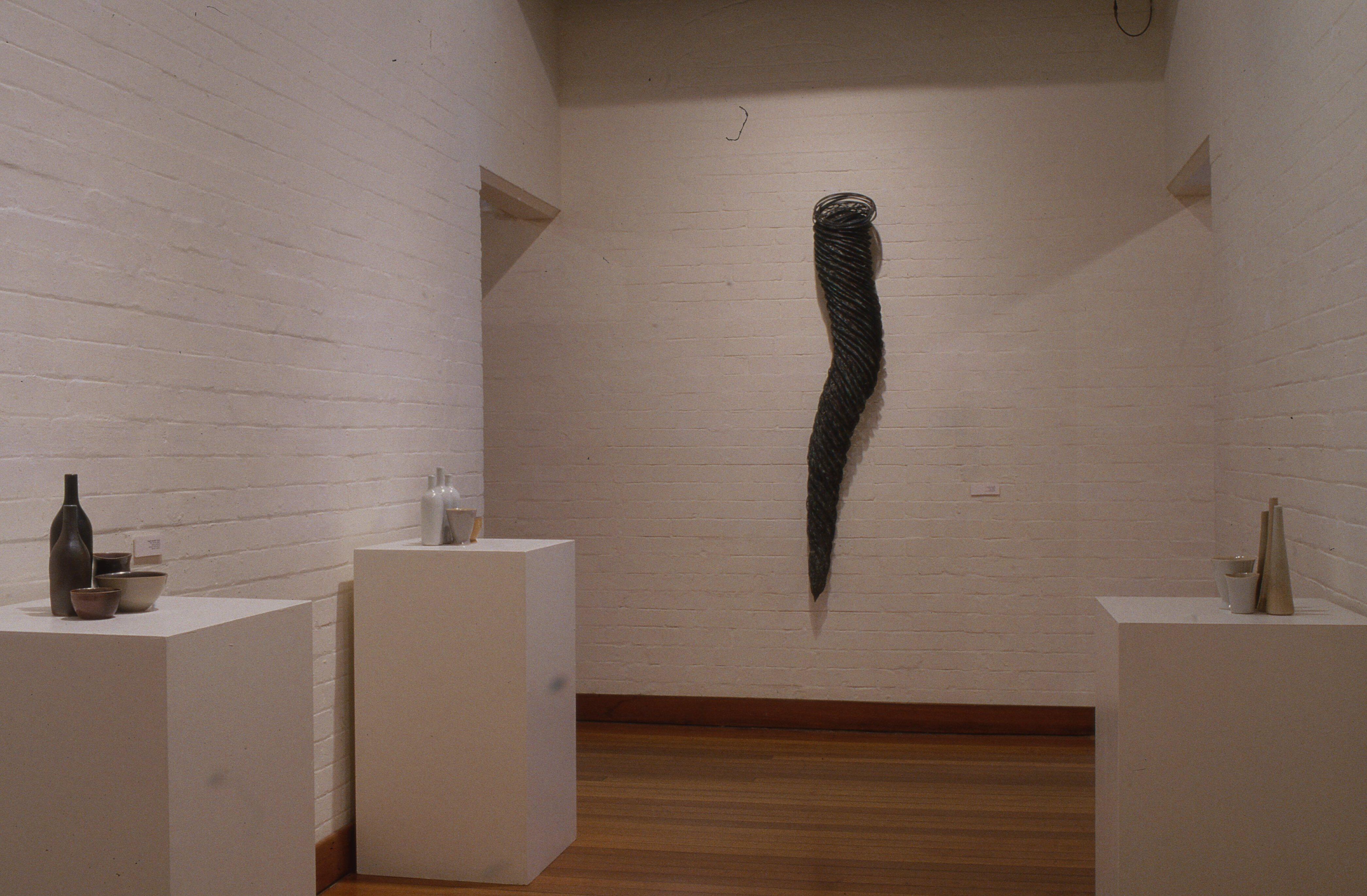 idg_archive_1993_confrontations_001_install.jpg