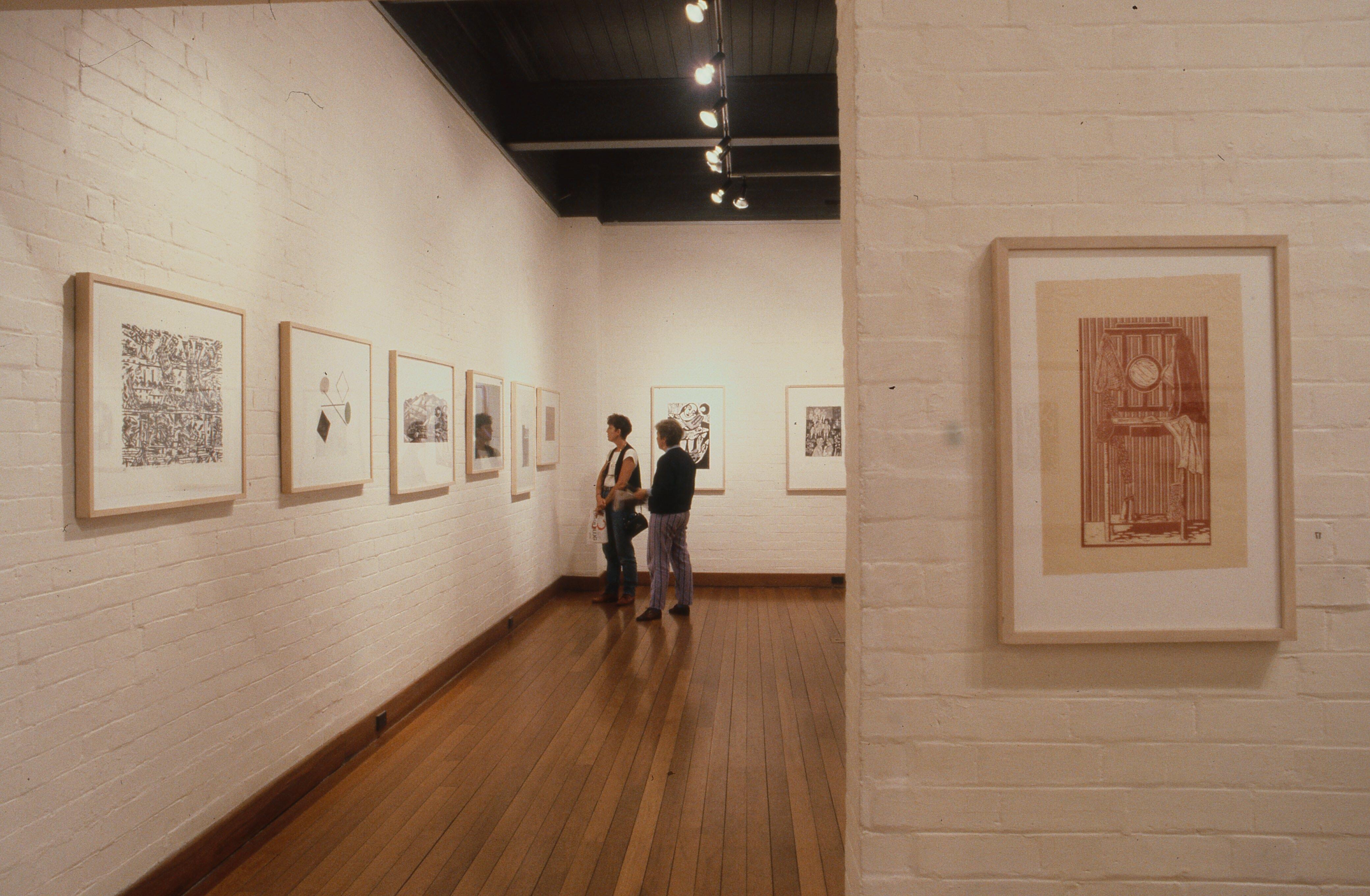 idg_archive_1994_mixed_impressions_install.jpg
